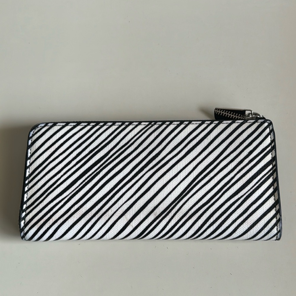 Coach Wallet - Picture 3 of 6
